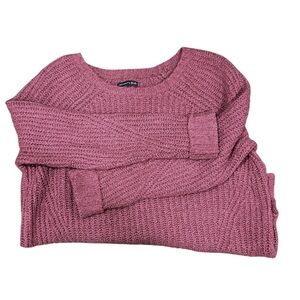American Eagle AHH-MAZINGLY Soft Sweater EUC 😍 Size M